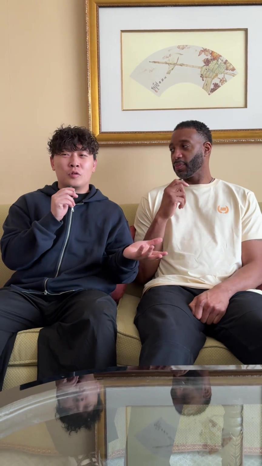 小伙子你真勇啊，在麥迪面前“那個(gè)，那個(gè)”的